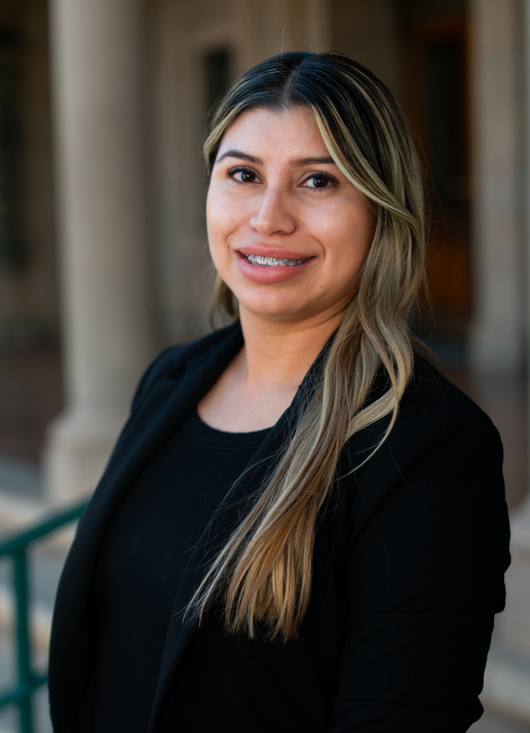 image of the doctor Leslie Gonzalez image of the doctor Leslie Gonzalez