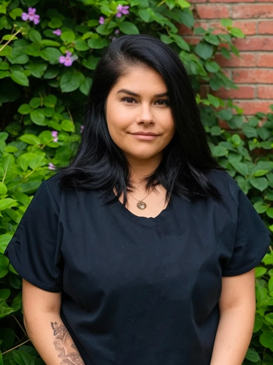 Karina, Dental Assistant